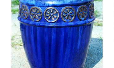 Cobalt glazed ceramic pots  – a fresh astmosphere for spaces