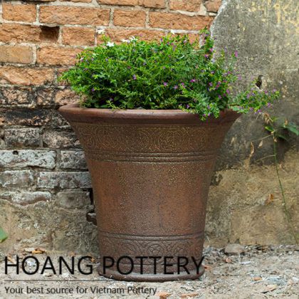Beautiful Shape Black Clay Flower Pot (HPHP020)