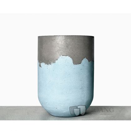 Blue and grey round tall pot