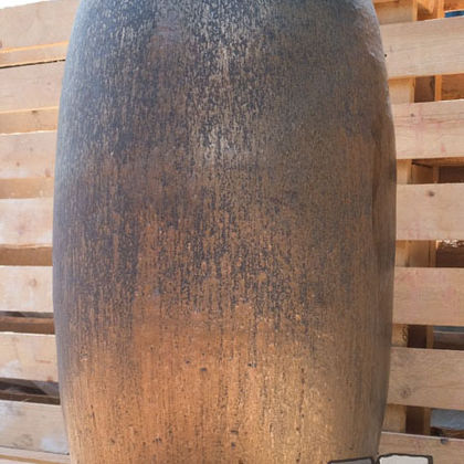 Big ceramic cylinder pot