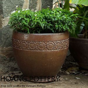 Round flower pattern Black Clay Flower Planter (HPHP019)