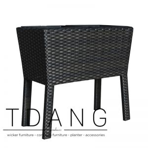 Square Wicker Balcony Pot With 4 Legs (TDW008)
