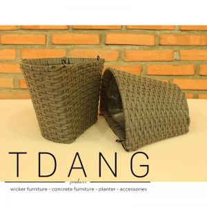 Half-round Resin Wicker Wall Basket (TDW016)