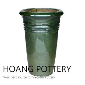 Three ring glossy green tall round ceramic pot