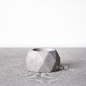 White round little cement pot