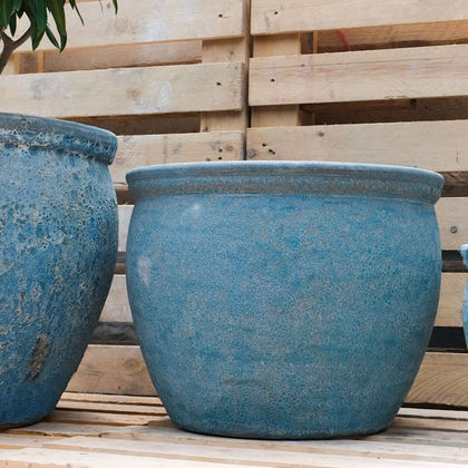 Blue rustic round pot