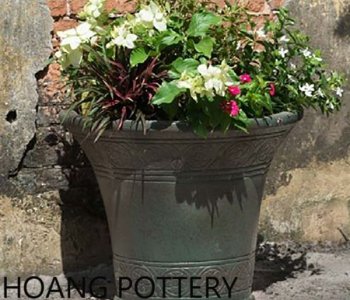 Wonderful and creative spring container ideas